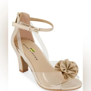 NWOB Marc Fisher Girls Gold High Heel Dress Shoes with Flower Detail